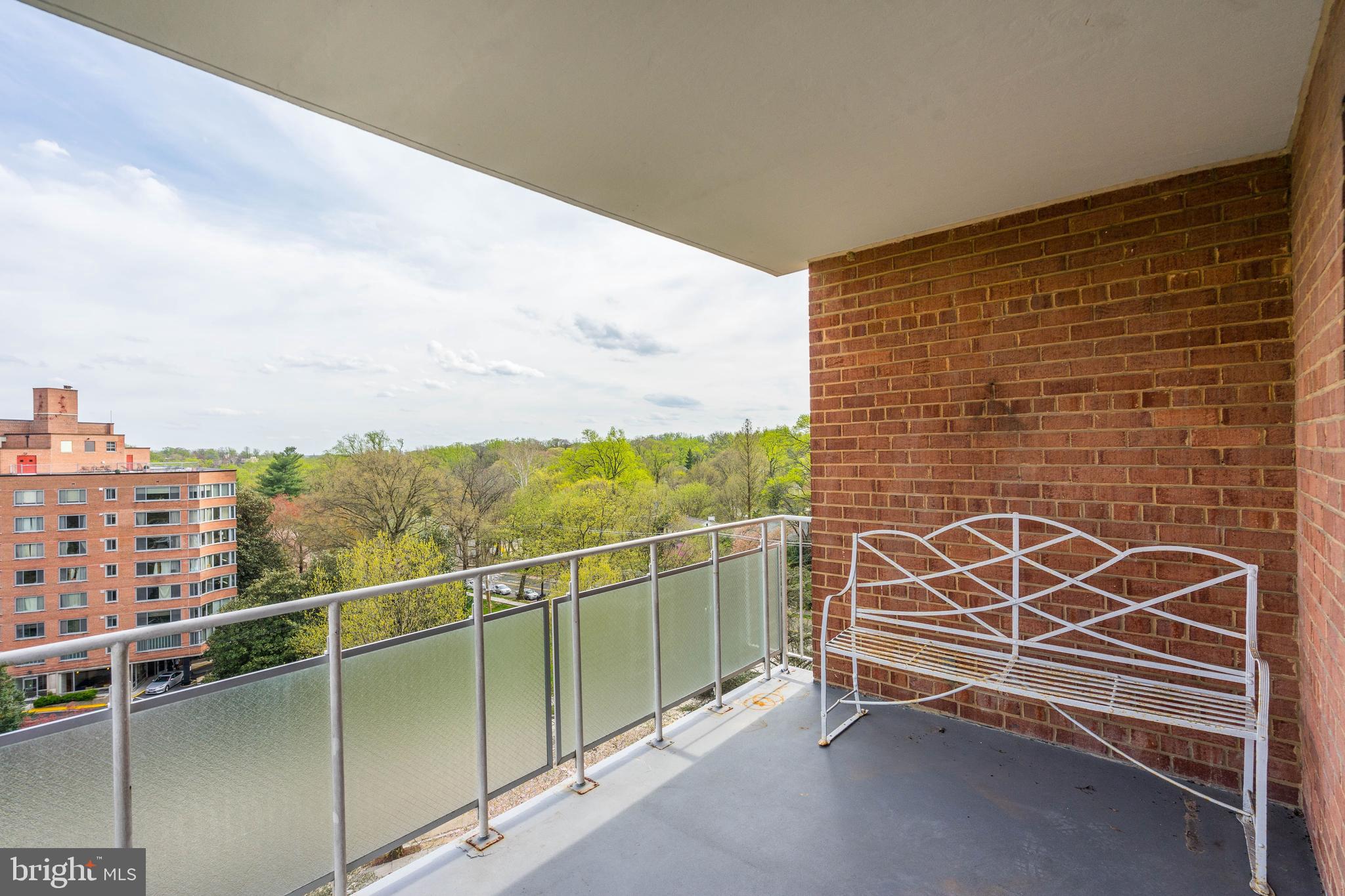 4201 Cathedral Avenue Northwest, Unit 915W Washington, DC 20016 - Photo 9 of 30