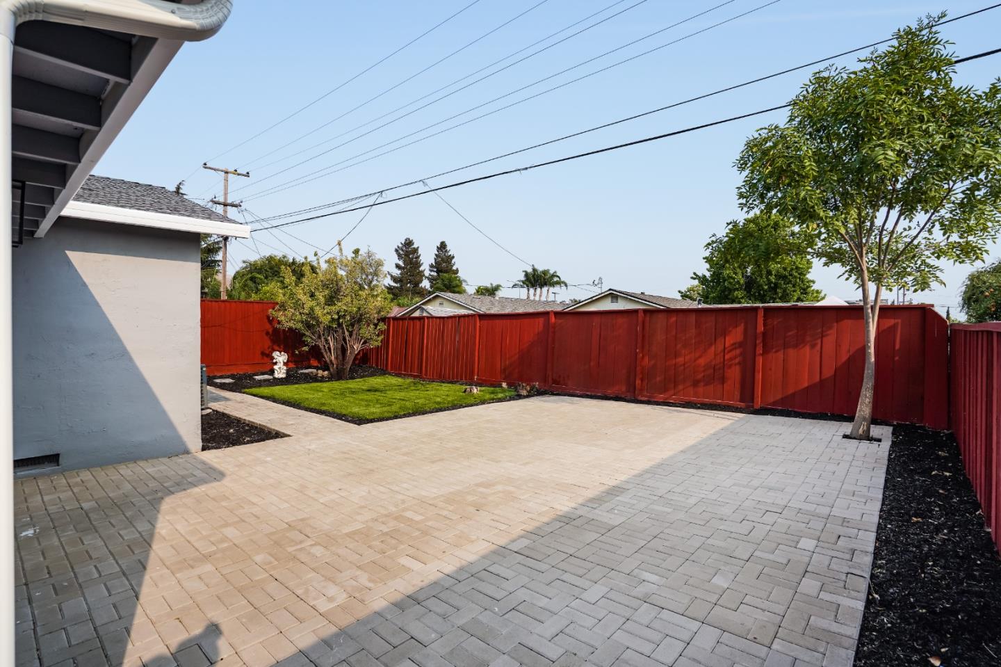 460 Dixon Road Milpitas, CA 95035 - Photo 30 of 36 a view of a backyard