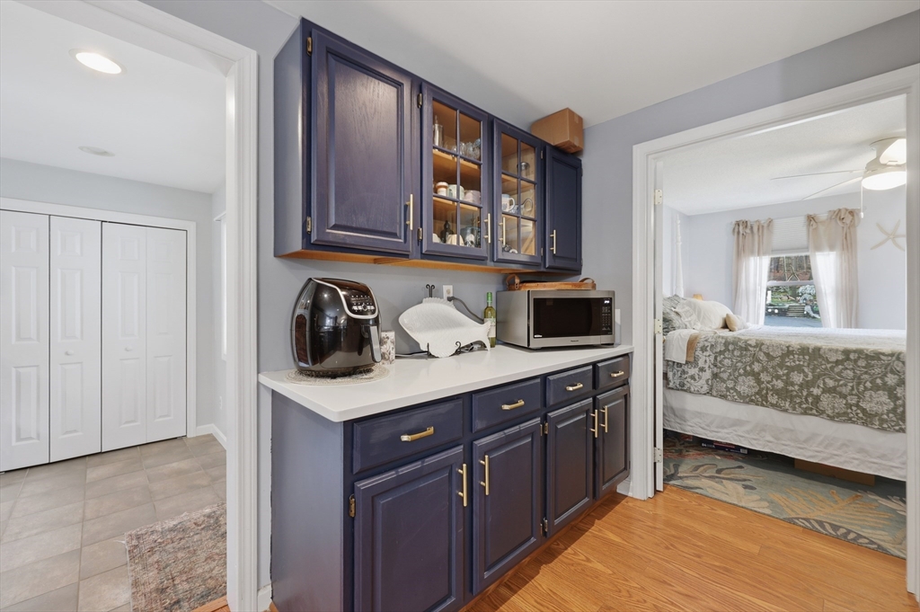 294 Stoneybrook Road Fitchburg, MA 01420 - Photo 11 of 36