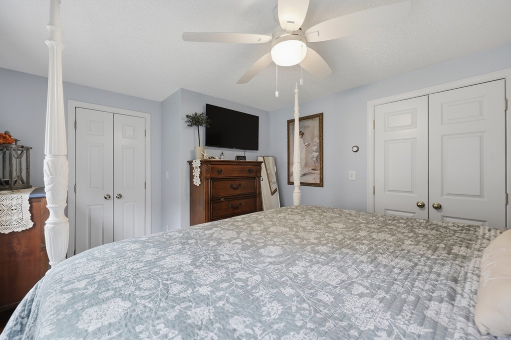 294 Stoneybrook Road Fitchburg, MA 01420 - Photo 18 of 36