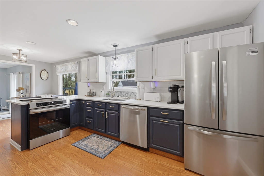 294 Stoneybrook Road Fitchburg, MA 01420 - Photo 7 of 36