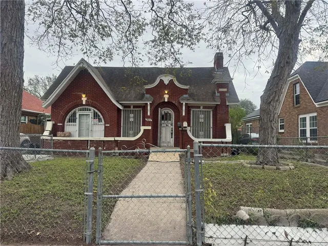 $225,000 | 321 Clifford Street, Corpus Christi, TX 78404
