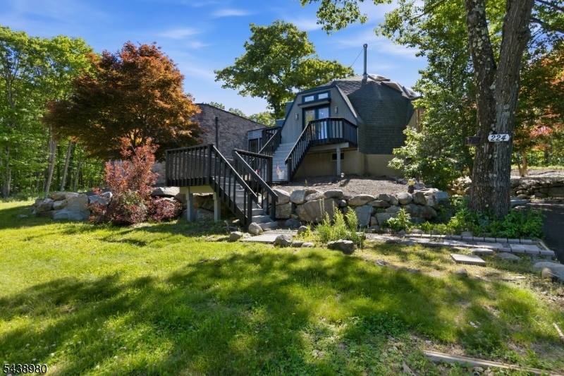 224 Holland Mountain Road Oak Ridge, NJ 07438 - Photo 3 of 34