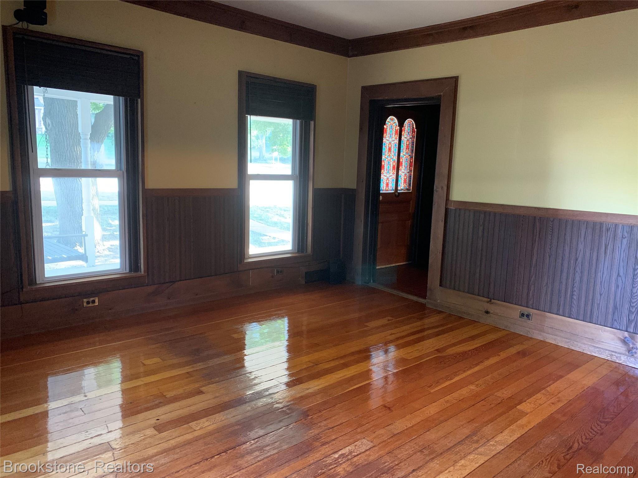 614 City Road Manchester, MI 48158 - Photo 11 of 40 C4D3A108-A6BF-42AA-AFDD-1E164A9C0CA4.jpeg