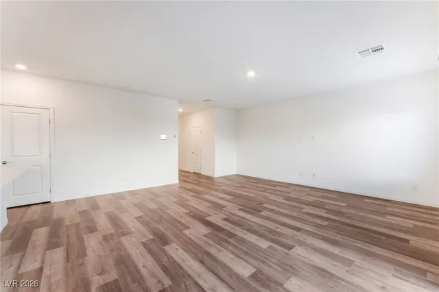 $2,600 | 1292 Miller Spgs Lane, North Las Vegas, NV 89084