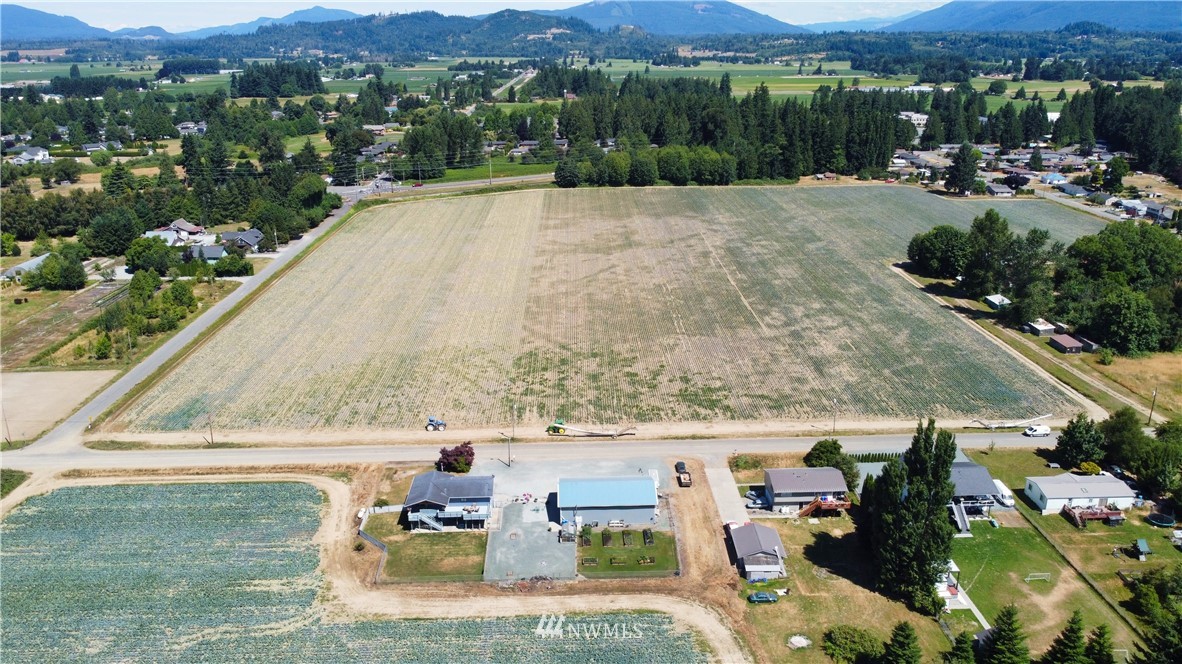 21558 Lafayette Road Sedro-Woolley, WA 98284 - Photo 34 of 40 Gallery Image 34