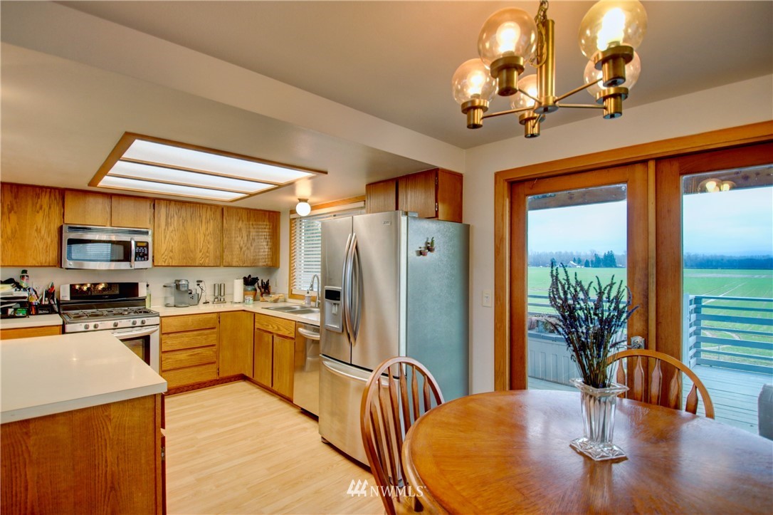 21558 Lafayette Road Sedro-Woolley, WA 98284 - Photo 9 of 40 Gallery Image 9