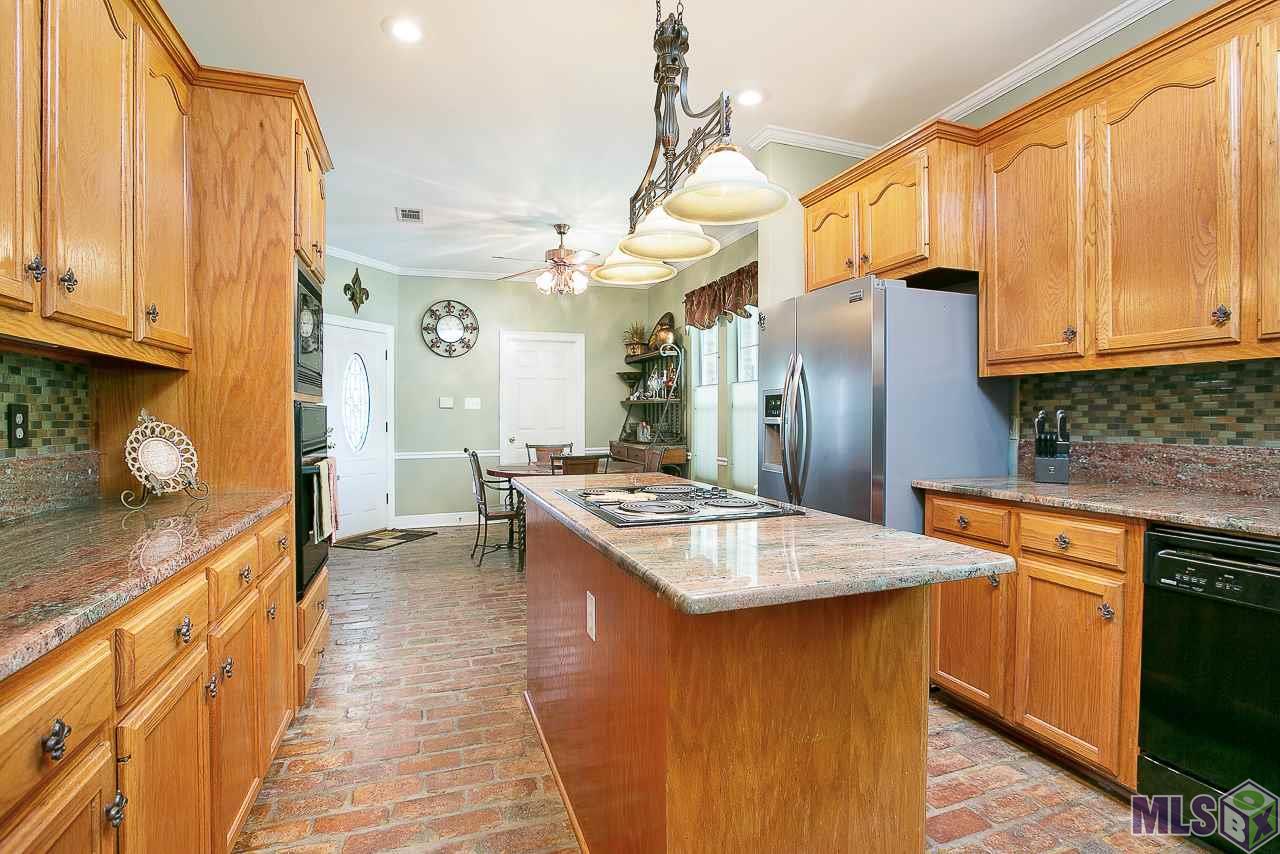 15340 Randi Court Prairieville, LA 70769 - Photo 13 of 32 Gallery Image 13