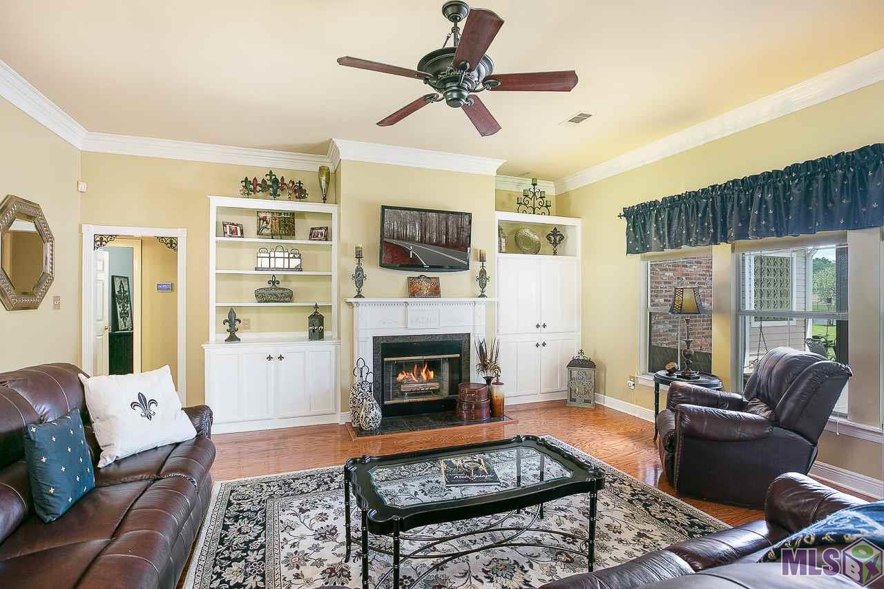 15340 Randi Court Prairieville, LA 70769 - Photo 6 of 32 Gallery Image 6