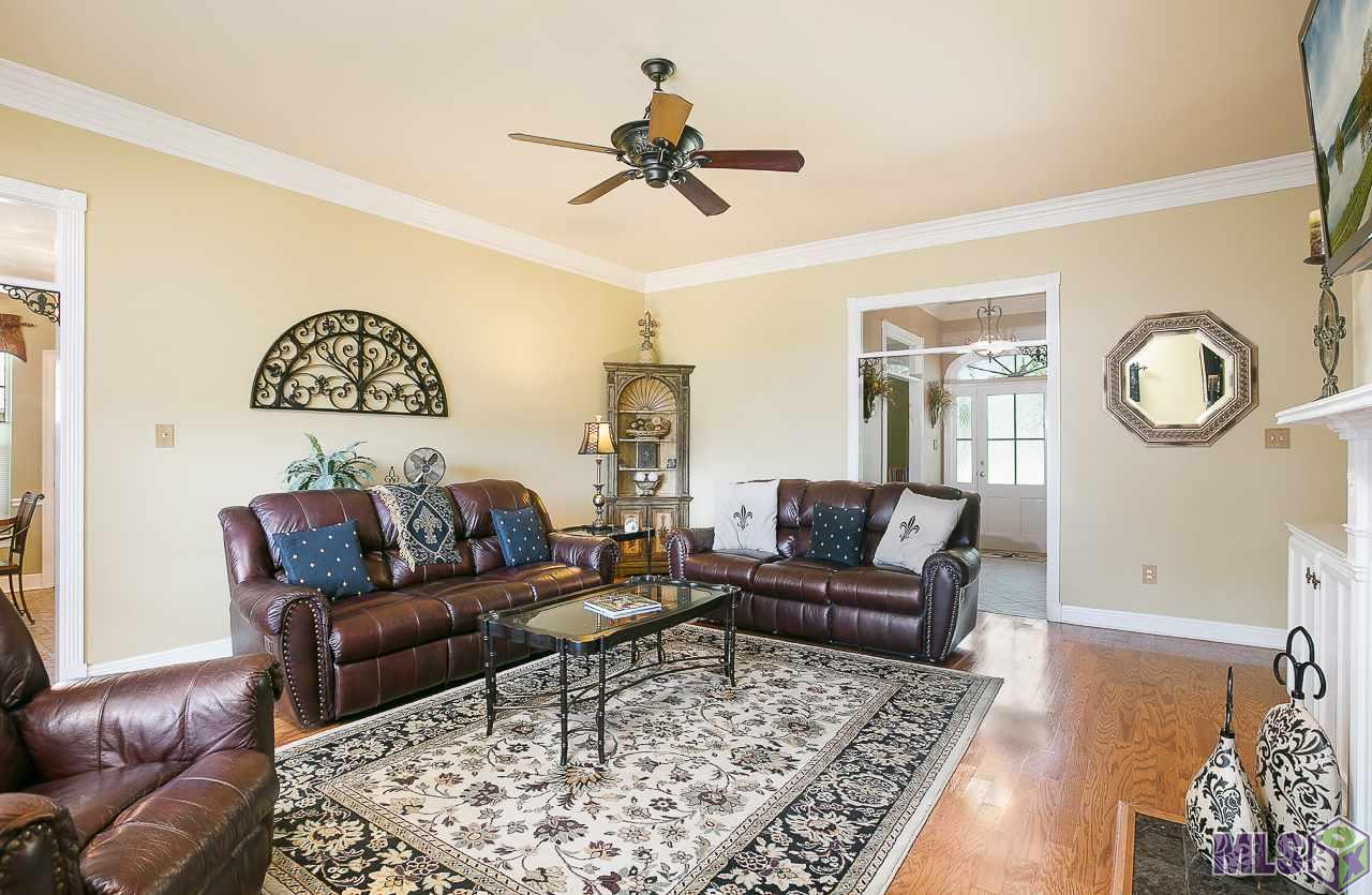 15340 Randi Court Prairieville, LA 70769 - Photo 7 of 32 Gallery Image 7