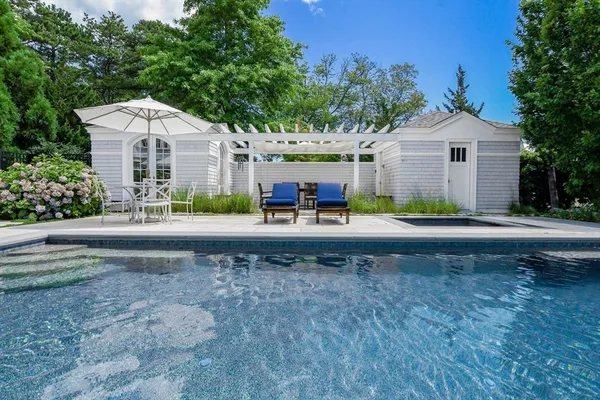 $4,950,000 | 85 Moorings Road, Marion, MA 02738