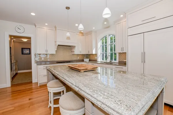 $4,650,000 | 85 Moorings Road, Marion, MA 02738