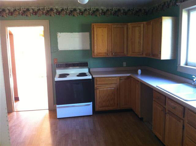 627 Nursery Road Anderson, IN 46012 - Photo 4 of 9 Gallery Image 4