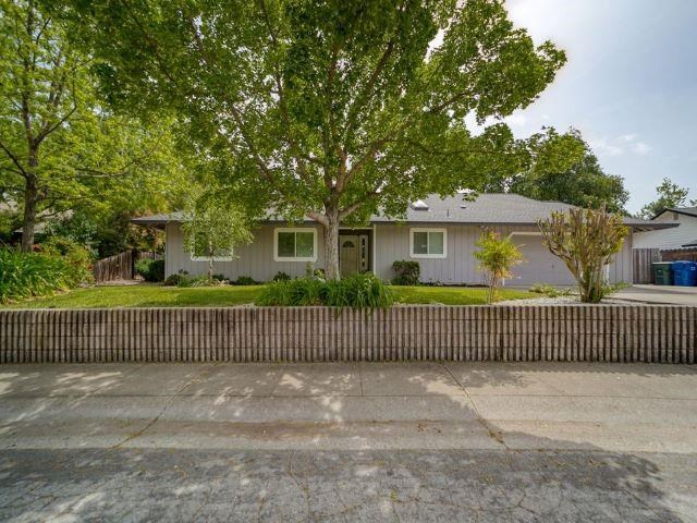 3171 Barrow Road, Unit BARREL CT Redding, CA 96002 - Photo 4 of 43