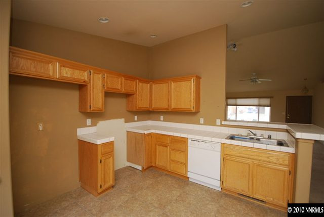 2163 Snow Drift Road Fernley, NV 89408 - Photo 6 of 9 Photo 6