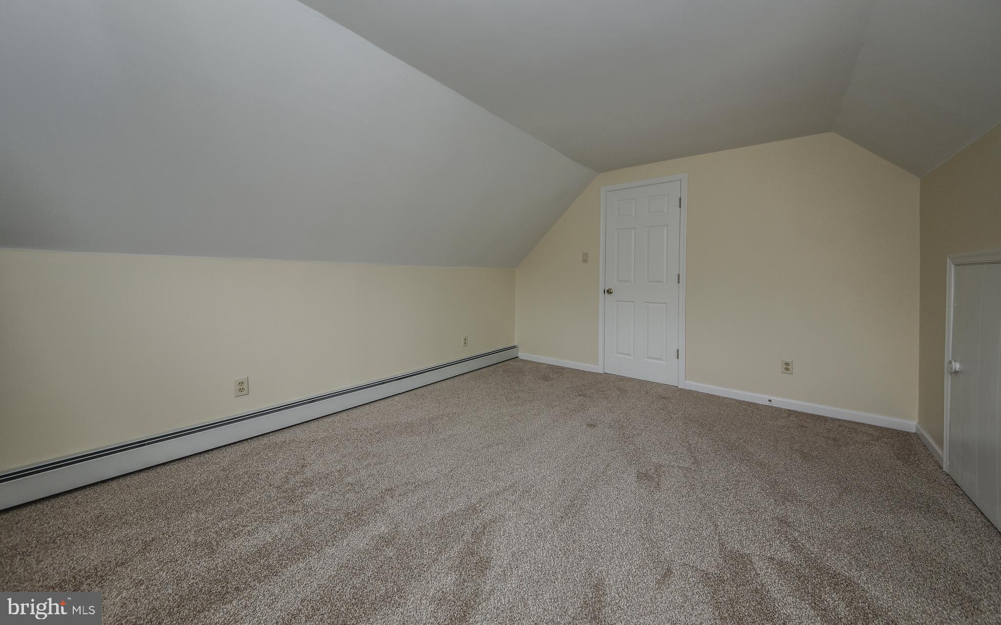 31 Silverbell Road Levittown, PA 19056 - Photo 34 of 44 Gallery Image 34