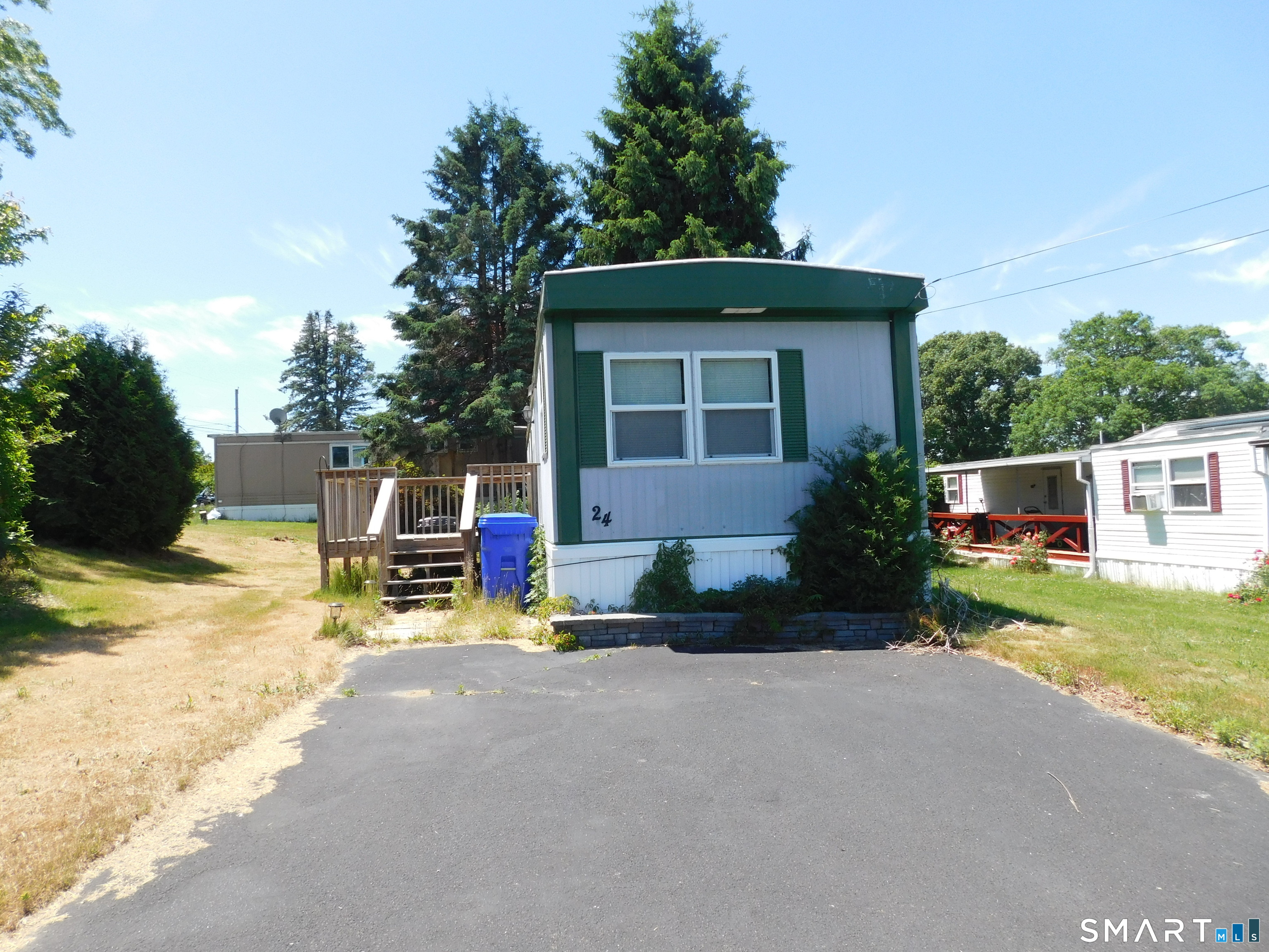 24 E Street Groton, CT 06340 - Photo 1 of 11
