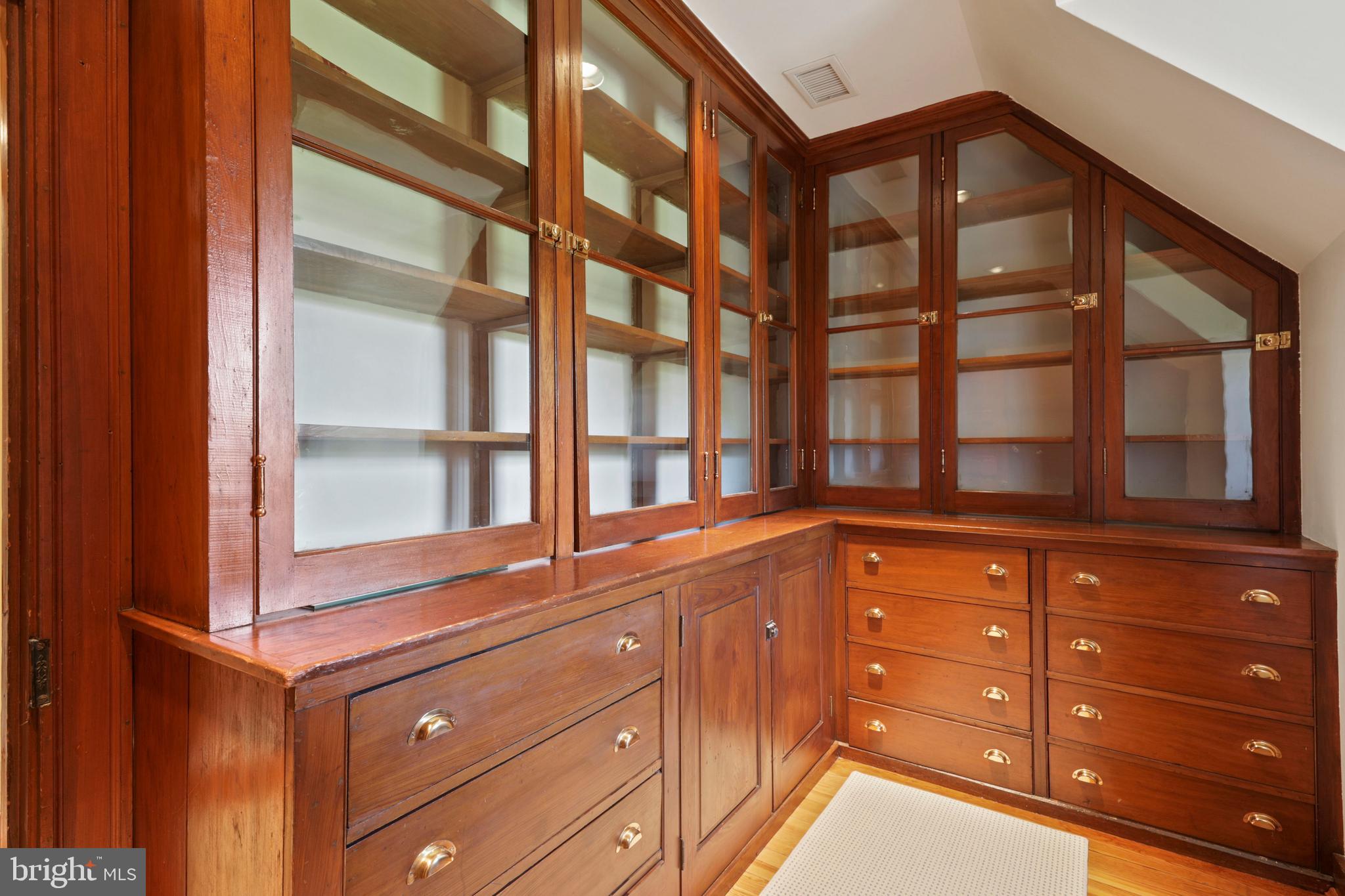 7309 Brightside Road Baltimore, MD 21212 - Photo 66 of 100 Linen Room