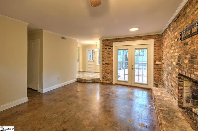 $3,250 | 10 Buist Avenue, Greenville, SC 29609