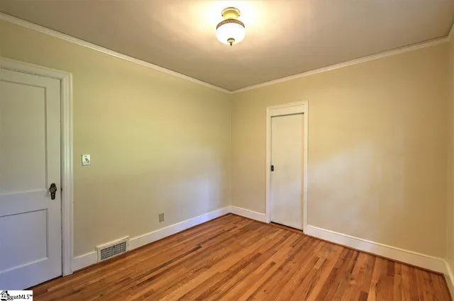 $3,250 | 10 Buist Avenue, Greenville, SC 29609