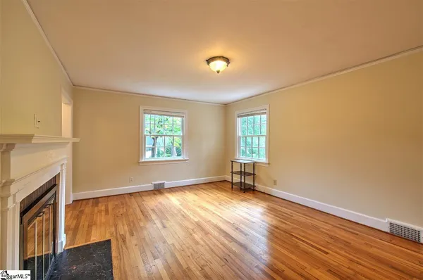 $3,250 | 10 Buist Avenue, Greenville, SC 29609