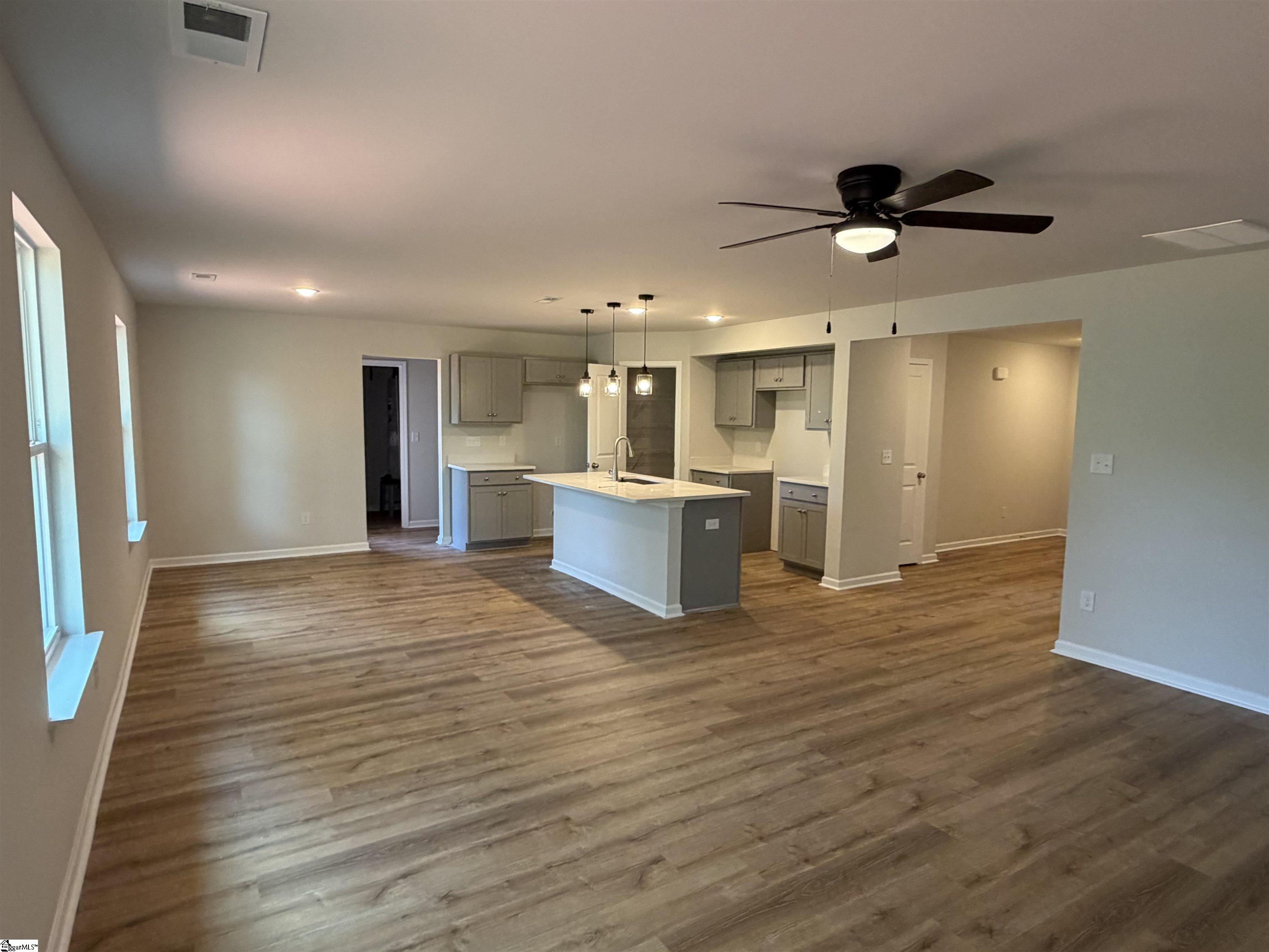 41 Campbell Street Duncan, SC 29334 - Photo 4 of 12