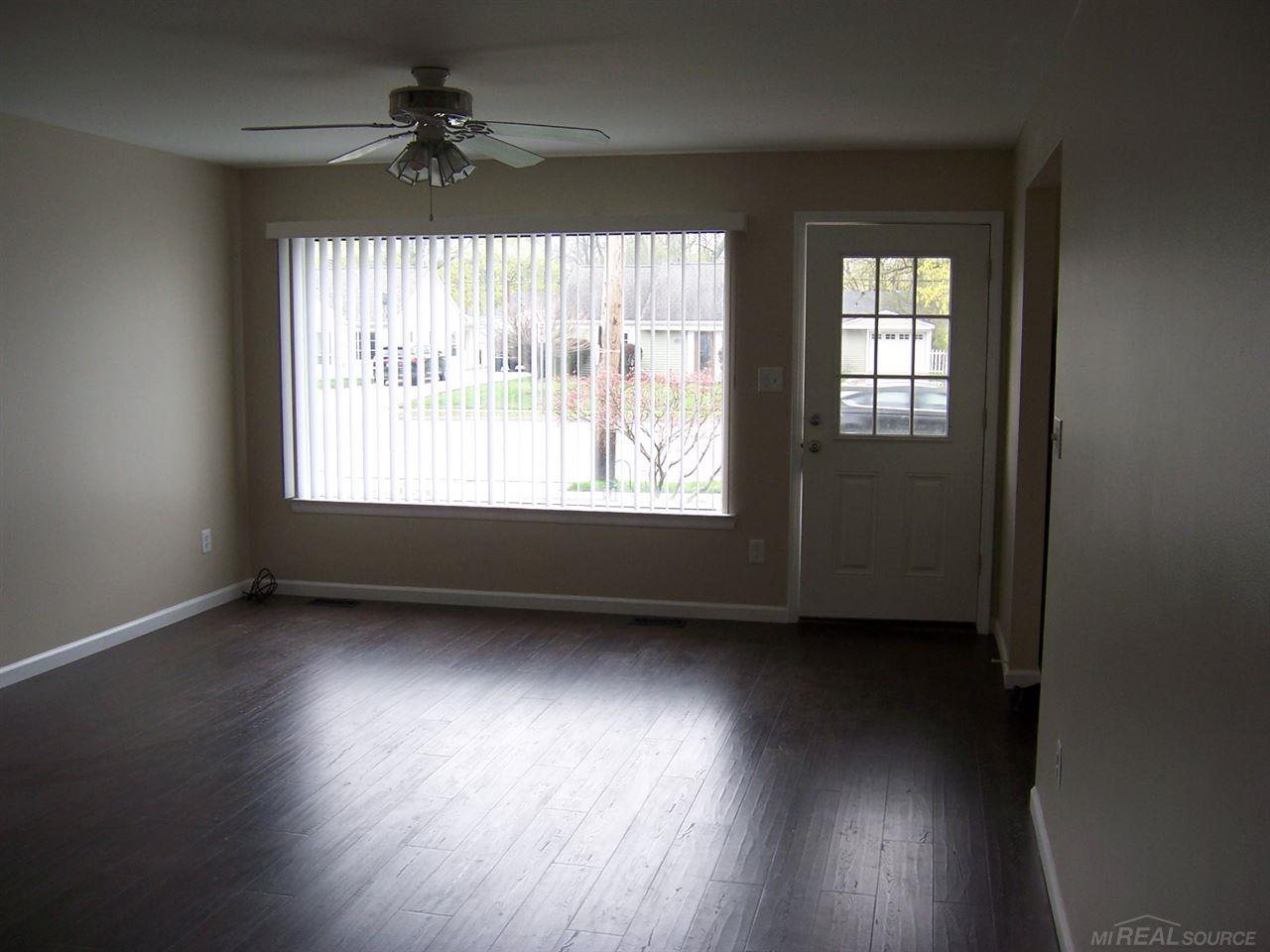 1375 East 14 Mile Road Birmingham, MI 48009 - Photo 9 of 11 31326419-8.JPG
