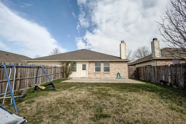 $2,100 | 3009 Meadow Bluff Drive, Wylie, TX 75098