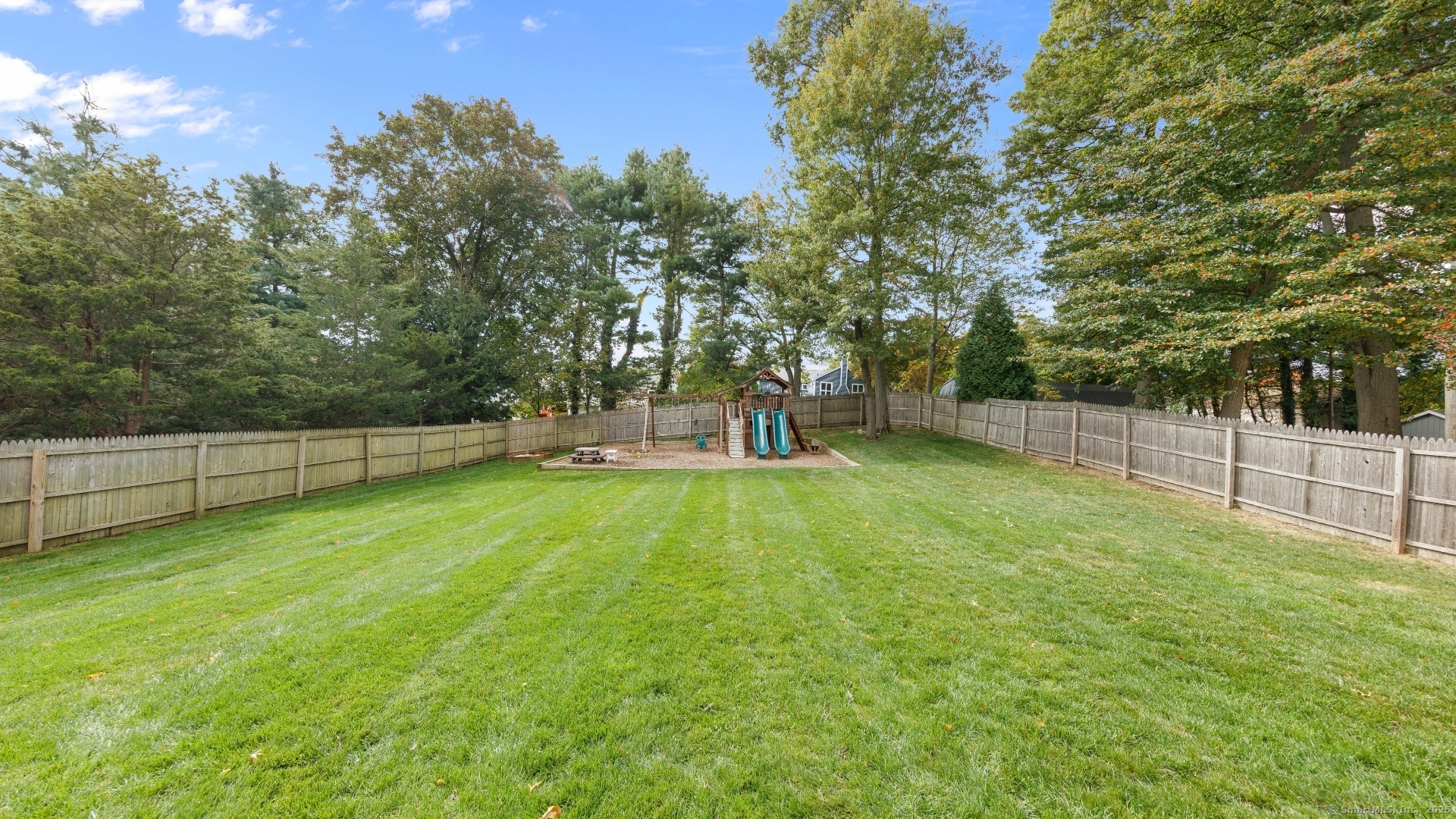 109 Jeniford Road Fairfield, CT 06824 - Photo 33 of 40