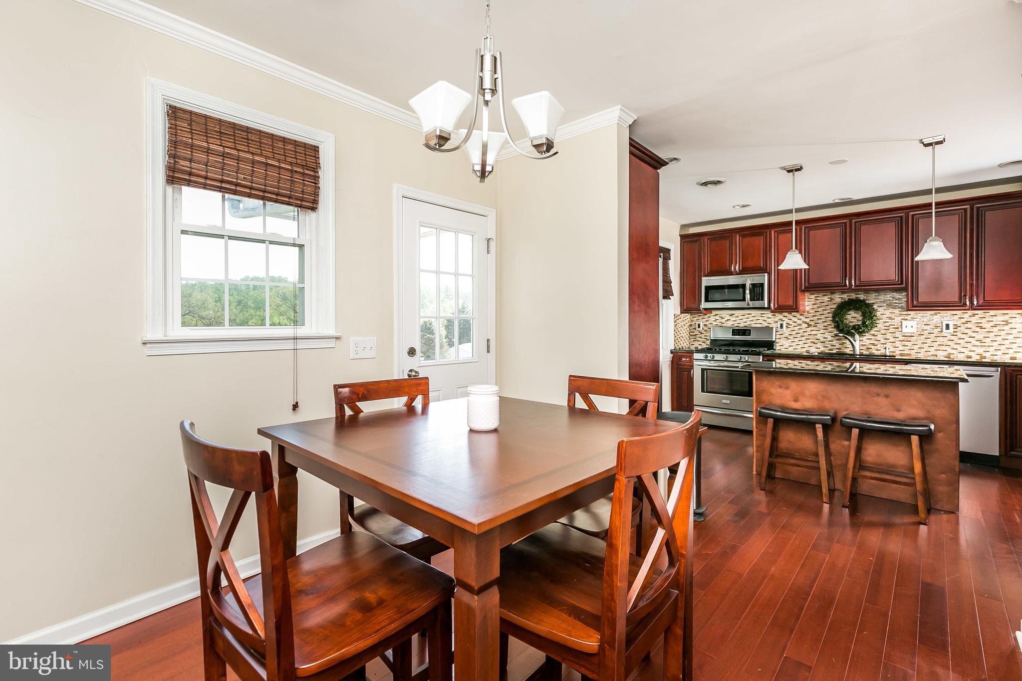 2900 Cub Hill Road Baltimore, MD 21234 - Photo 13 of 42 Dining room