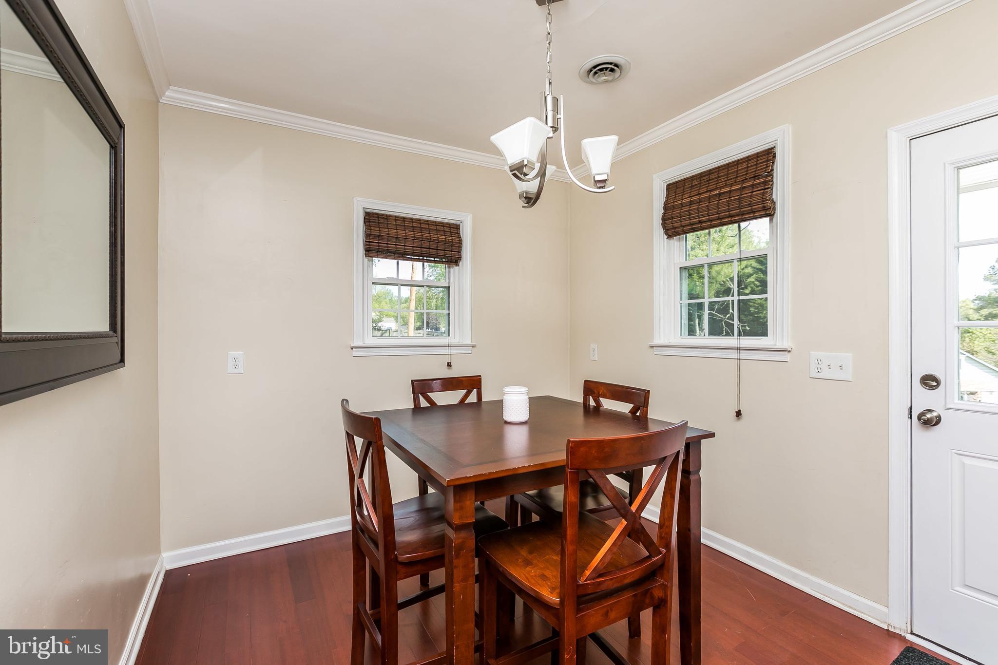 2900 Cub Hill Road Baltimore, MD 21234 - Photo 14 of 42 Dining room