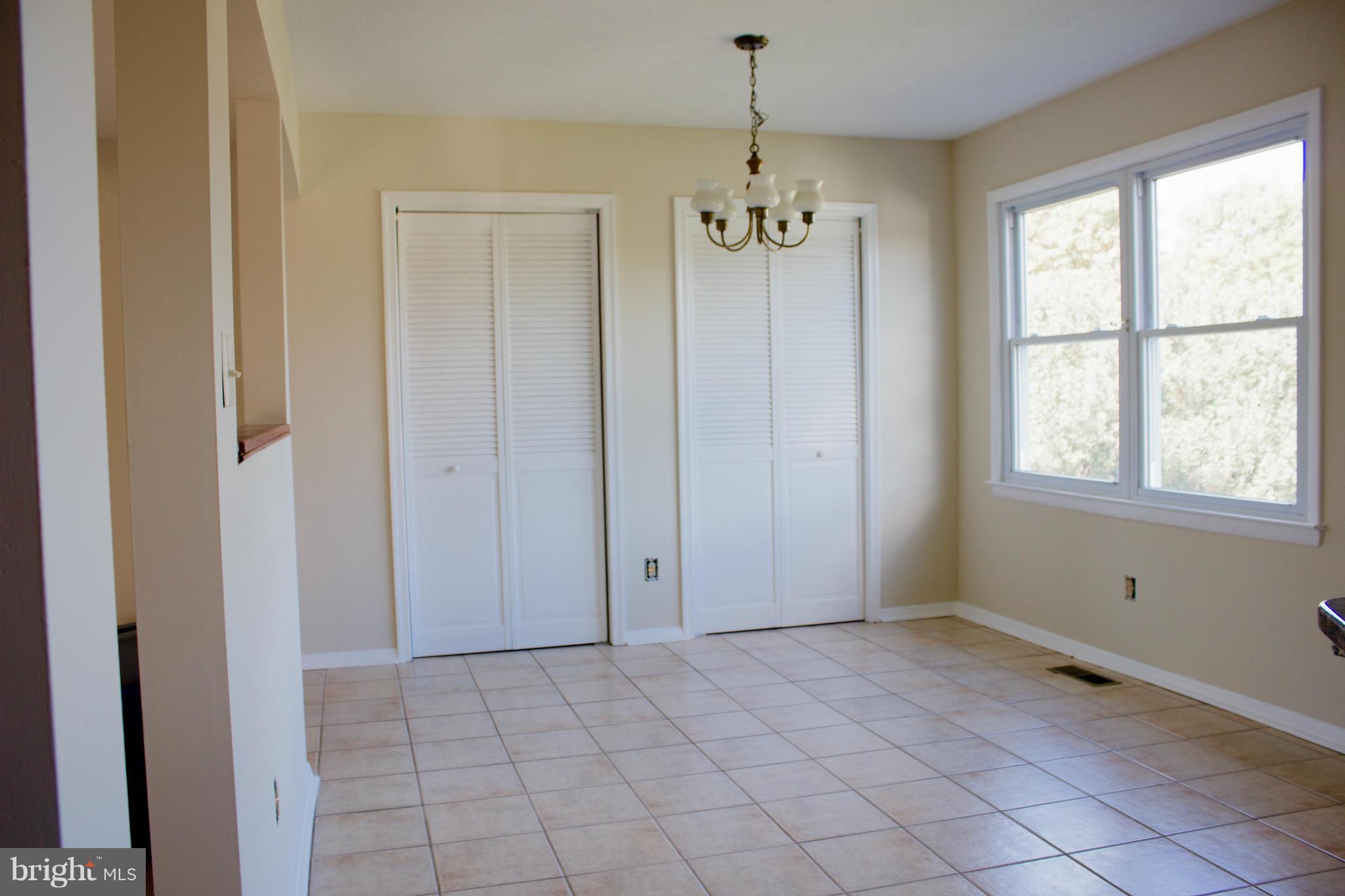 5132 Perry Road Mount Airy, MD 21771 - Photo 8 of 30 Dining Room
