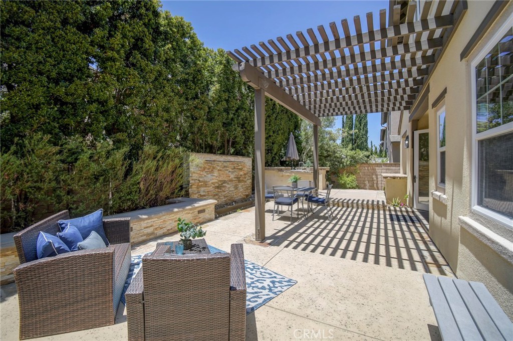 62 Gentry Irvine, CA 92620 - Photo 30 of 48 a view of a patio with a table