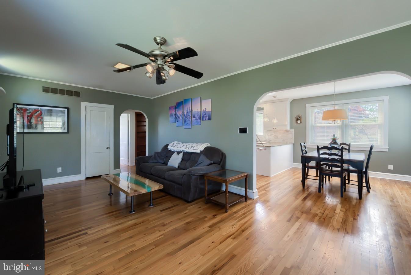 34 Lejune Road Cinnaminson, NJ 08077 - Photo 6 of 36 Gallery Image 6