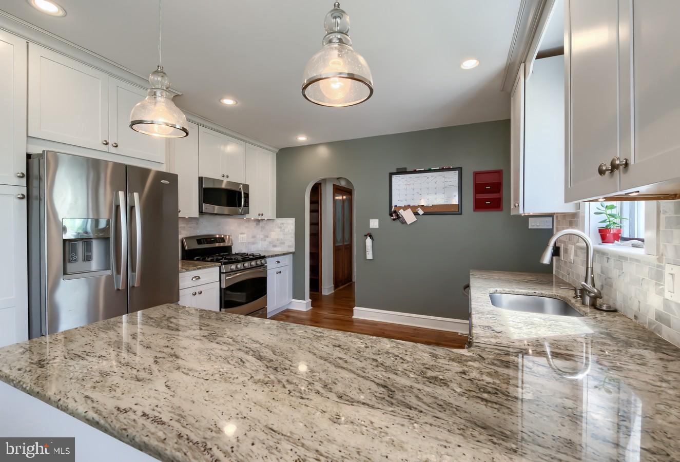 34 Lejune Road Cinnaminson, NJ 08077 - Photo 9 of 36 Gallery Image 9
