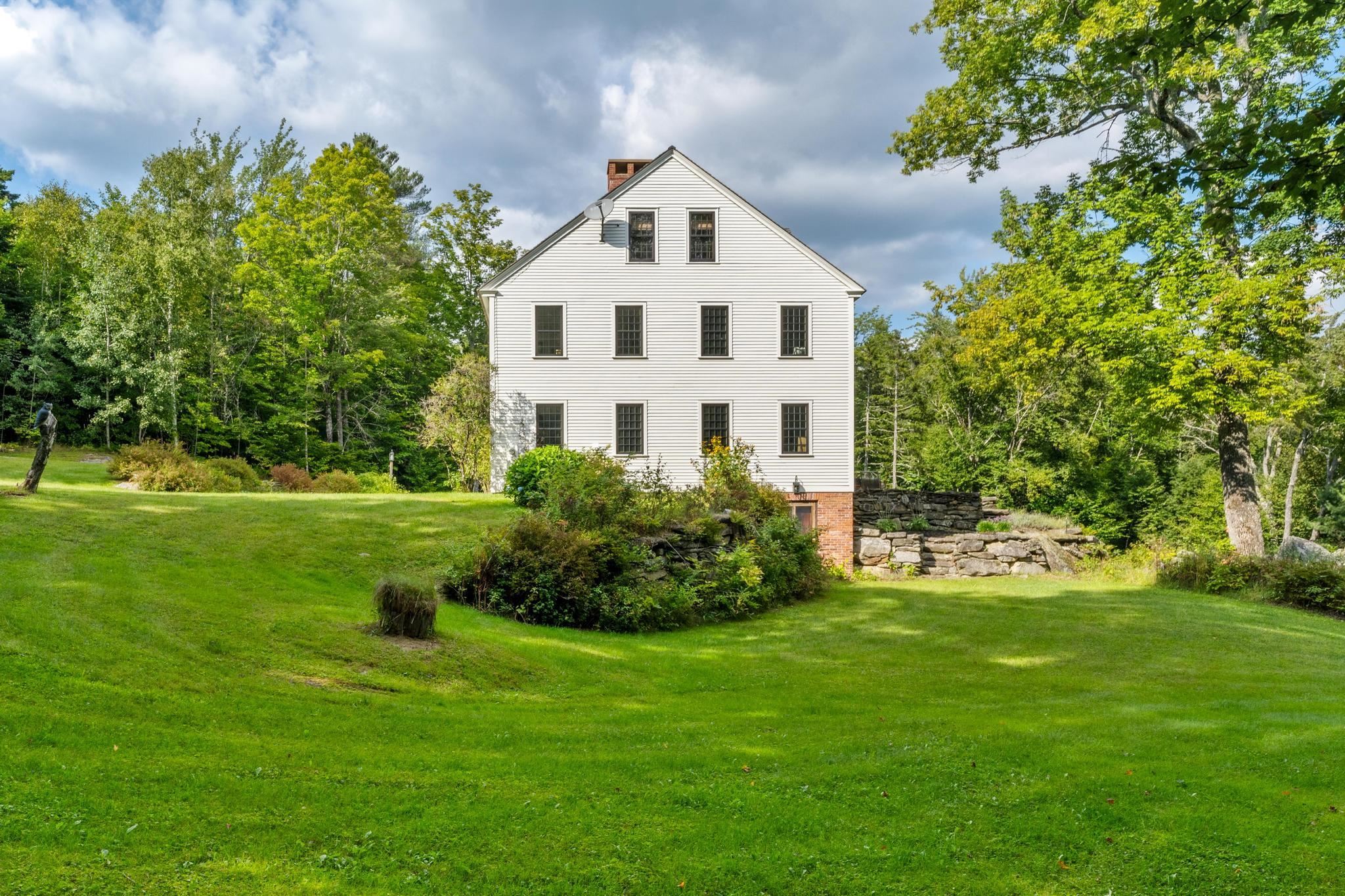 1778 Hell's Peak Road Londonderry, VT 05148 - Photo 42 of 52 Gallery Image 42