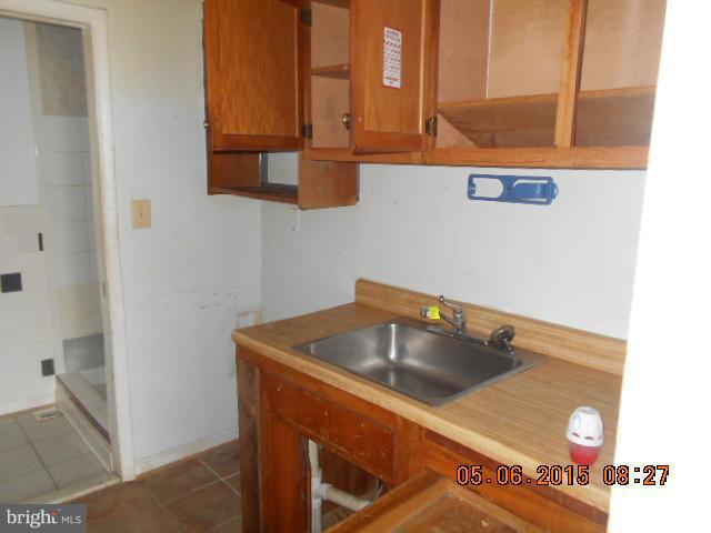 5910 Hamilton Avenue Rosedale, MD 21237 - Photo 10 of 14 Kitchen
