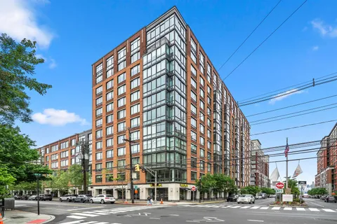 $1,995,000 | 1100 Maxwell Lane, Unit 1001, Hoboken, NJ 07030