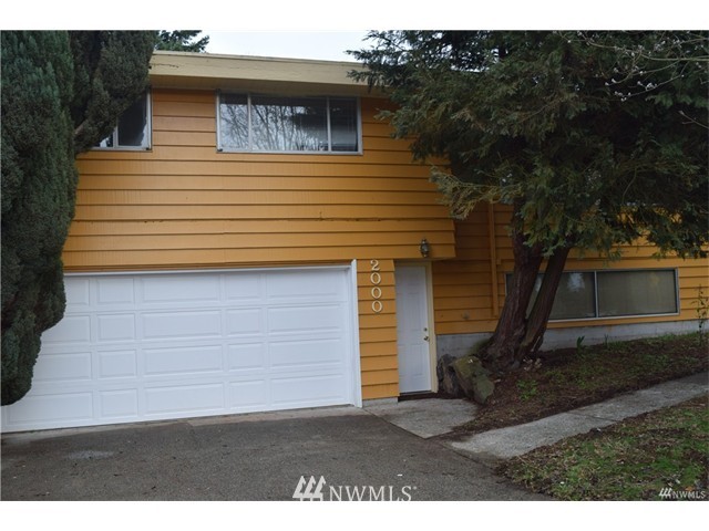 2000 Dayton Avenue Northeast Renton, WA 98056 - Photo 2 of 19 Gallery Image 2