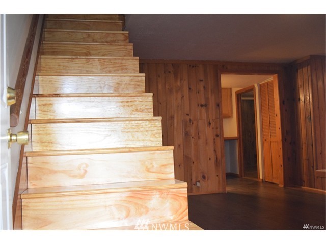 2000 Dayton Avenue Northeast Renton, WA 98056 - Photo 10 of 19 Gallery Image 10