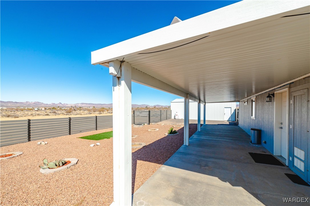561 South La Osa Road Golden Valley, AZ 86413 - Photo 41 of 58 Patio