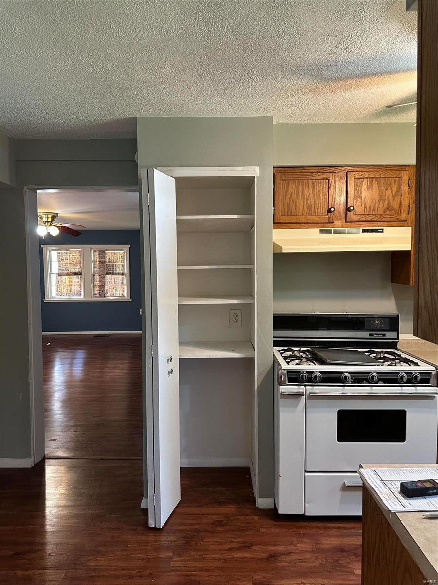 608 Porter Street Alton, IL 62002 - Photo 13 of 18