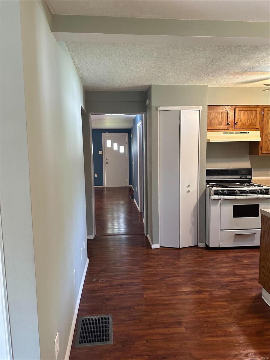 608 Porter Street Alton, IL 62002 - Photo 10 of 18