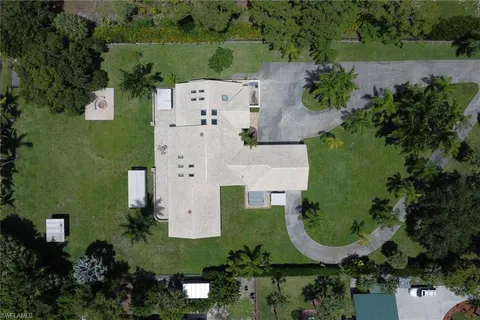 $1,499,000 | 6020 Green Boulevard, Naples, FL 34116