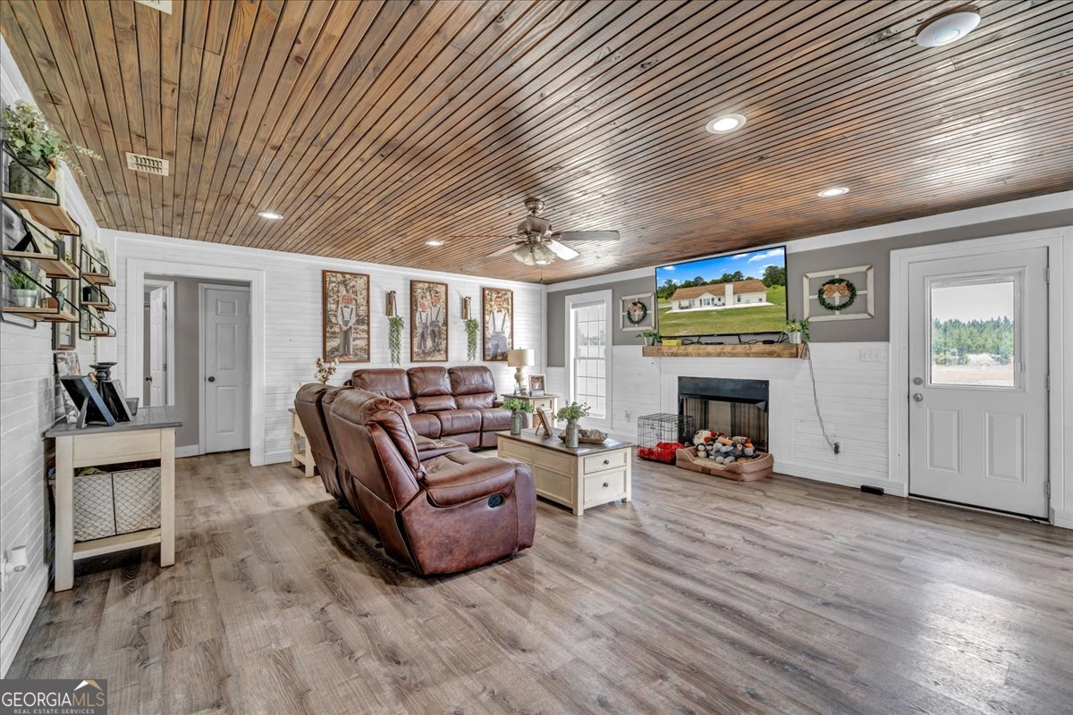 491 Pecan Road Cobb, GA 31735 - Photo 4 of 92