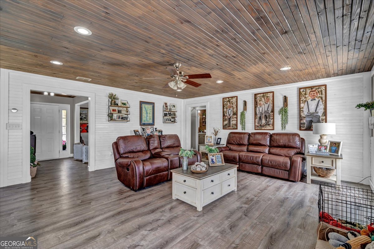 491 Pecan Road Cobb, GA 31735 - Photo 5 of 92