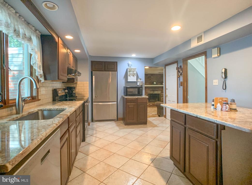 115 Harriet Road Churchville, PA 18966 - Photo 11 of 52 Gallery Image 11