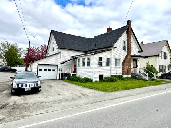 $195,000 | 15 Park Street, Colebrook, NH 03576