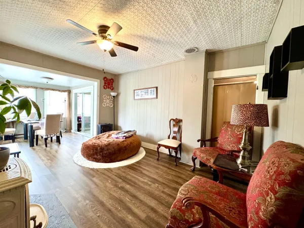 $195,000 | 15 Park Street, Colebrook, NH 03576