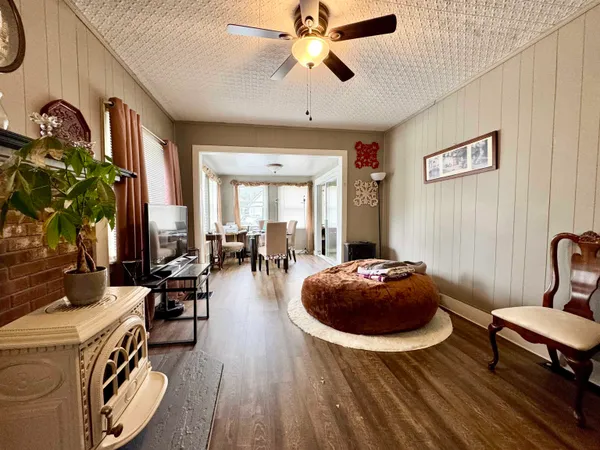 $195,000 | 15 Park Street, Colebrook, NH 03576